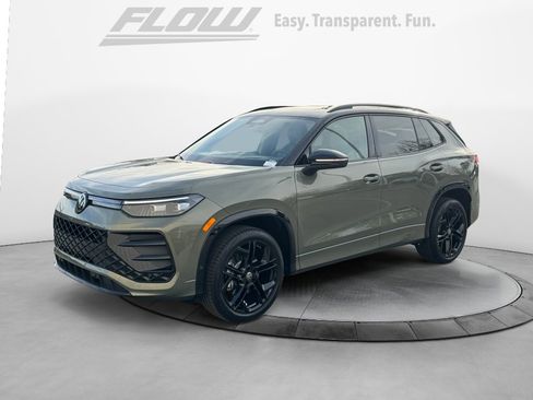 New 2026 Volkswagen Tiguan SE R-Line AWD/4WD image 3