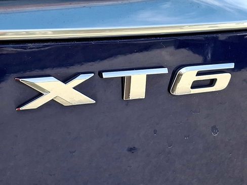 Certified 2023 Cadillac XT6 Premium Luxury image 38