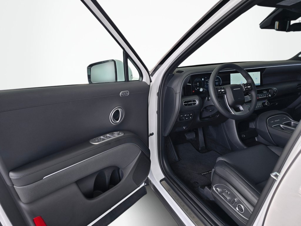 Used 2026 Hyundai Palisade Calligraphy AWD/4WD image 32