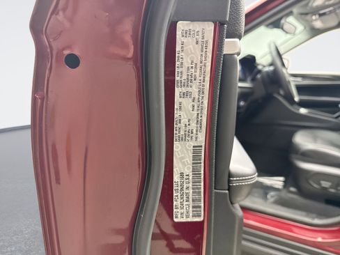 Used 2022 Jeep Grand Cherokee L Limited image 23