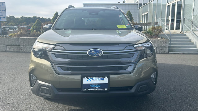 New 2026 Subaru Forester Premium AWD/4WD image 2