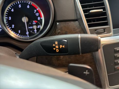 Used 2013 Mercedes-Benz ML 350 4MATIC image 21