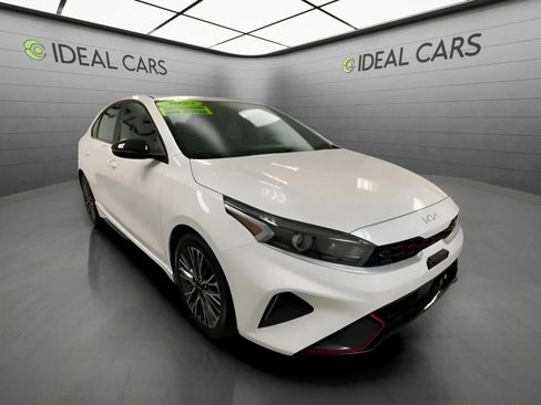 Used 2023 Kia Forte GT-Line w/ GT-Line Technology Package FWD image 3