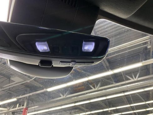 Used 2023 GMC Sierra 1500 Denali Ultimate image 30