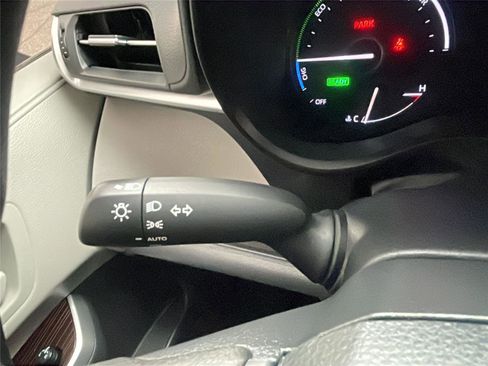 Used 2023 Toyota Sienna LE image 21