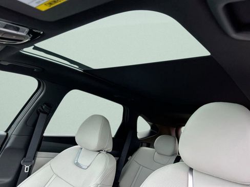 New 2026 Hyundai Tucson Limited FWD image 25