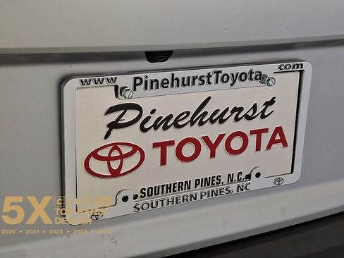 Used 2023 Toyota Corolla Cross L image 36