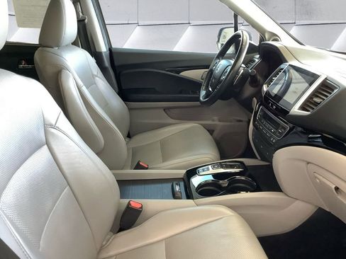 Used 2016 Honda Pilot Elite image 13