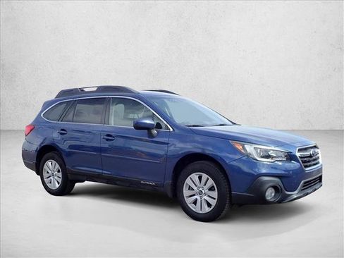 Used 2019 Subaru Outback 2.5i Premium w/ Popular Package #2 image 5