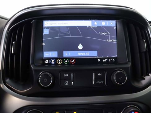 Used 2021 Chevrolet Colorado ZR2 image 12