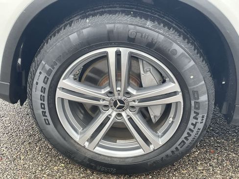 Used 2022 Mercedes-Benz GLC 300 4MATIC image 38