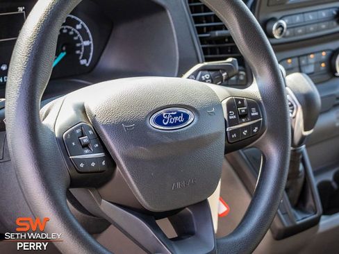 New 2025 Ford Transit 250 148 Medium Roof image 19