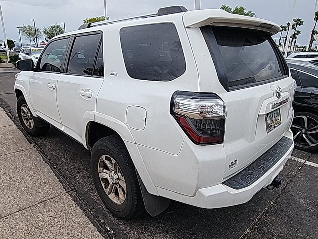 Used 2021 Toyota 4Runner SR5 AWD/4WD image 4