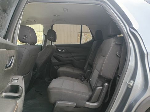 Used 2019 Chevrolet Traverse LT image 19