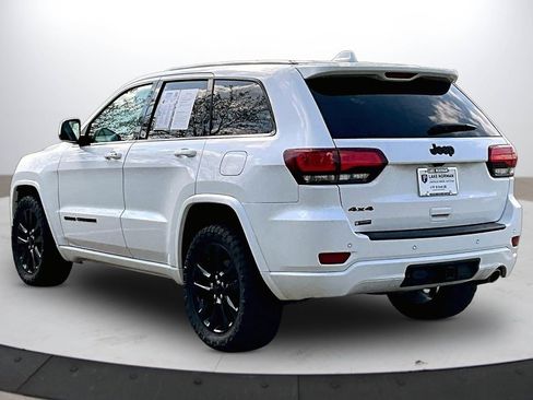 Used 2019 Jeep Grand Cherokee Altitude image 7