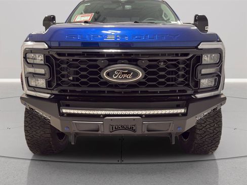 New 2026 Ford F250 Lariat w/ Black Appearance Package AWD/4WD image 11