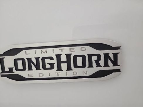 Used 2022 RAM 1500 Limited w/ Body Color Bumper Group AWD/4WD image 9