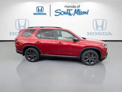 New 2026 Honda Pilot Sport image 8