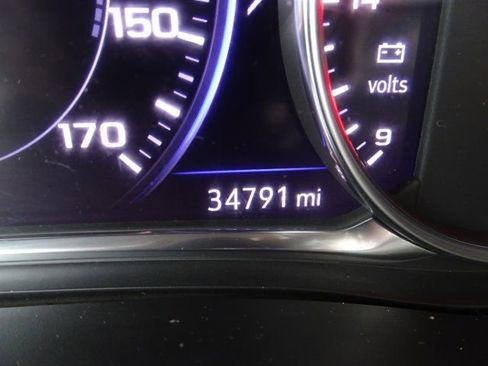Used 2023 Chevrolet Traverse Premier w/ Redline Edition FWD image 27