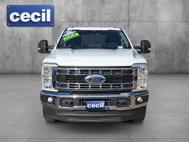 Used 2026 Ford F350 XLT AWD/4WD image 2