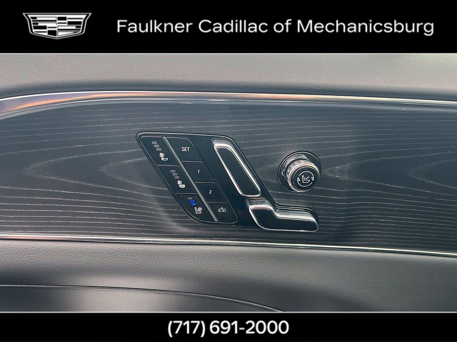 Used 2024 Cadillac Lyriq Sport AWD/4WD image 29