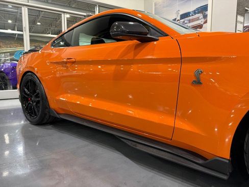 Used 2020 Ford Mustang Shelby GT500 w/ Technology Package image 26