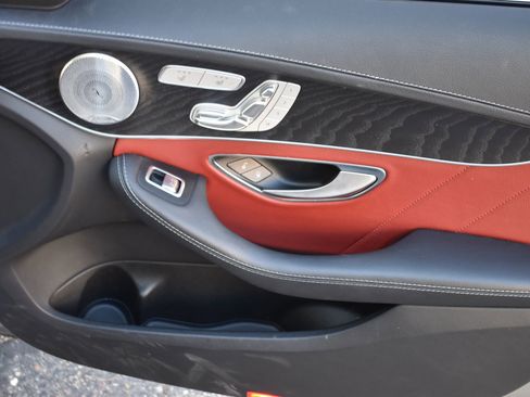 Used 2016 Mercedes-Benz C 300 Sedan image 22