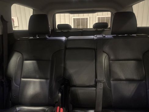 Used 2019 GMC Acadia SLT w/ LPO, Cargo Package image 27