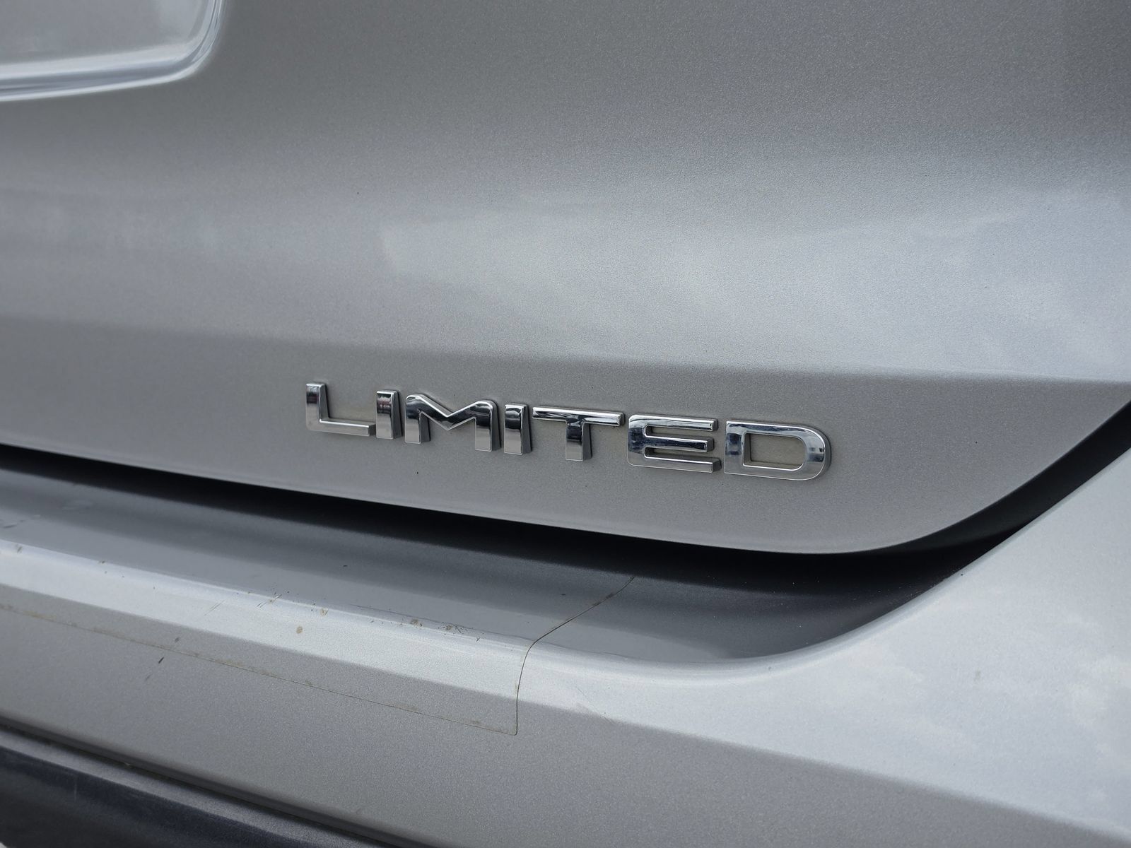 Used 2022 Toyota Highlander Limited FWD image 17