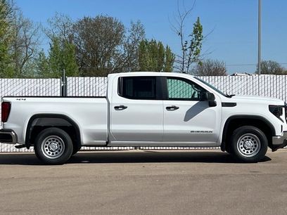 New 2026 GMC Sierra 1500 Pro w/ Pro Value Package