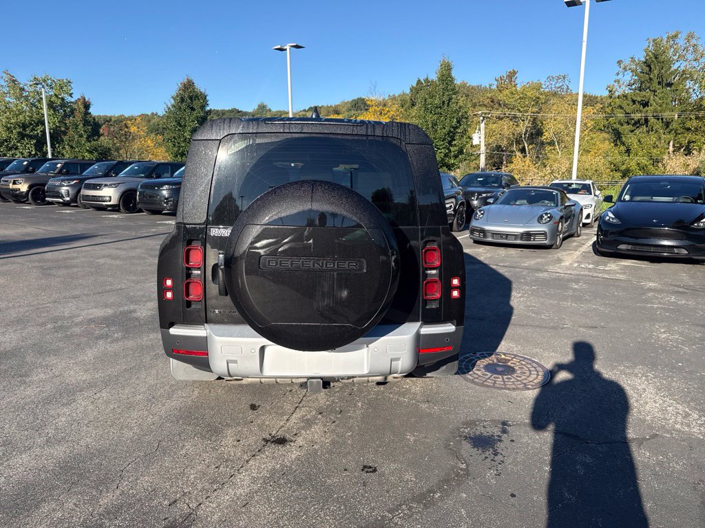 Used 2025 Land Rover Defender 130 S AWD/4WD image 5