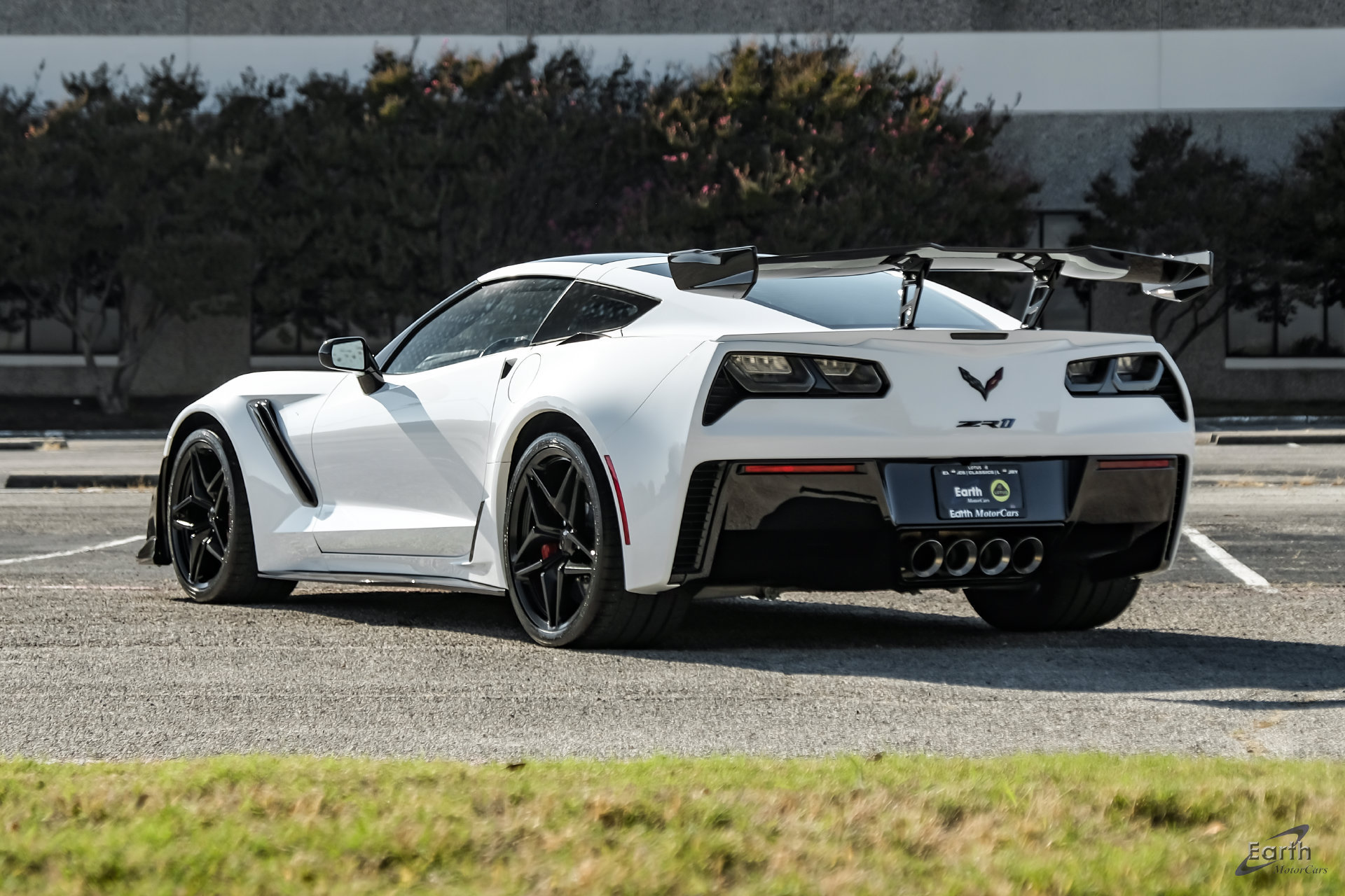 Used 2019 Chevrolet Corvette ZR1 RWD image 13