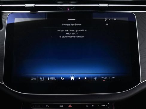 Used 2025 Mercedes-Benz E 350 Sedan image 33