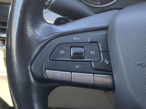 Used 2023 Cadillac XT4 Premium Luxury image 29