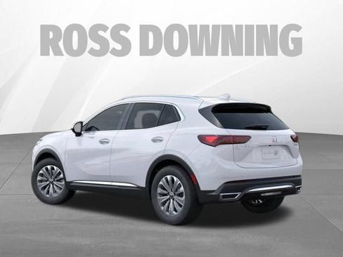 Used 2025 Buick Envision Preferred AWD/4WD image 3