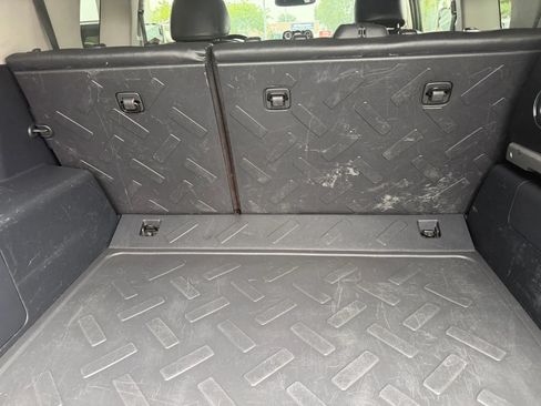 Used 2014 Toyota FJ Cruiser 4WD w/ Upgrade Package image 13
