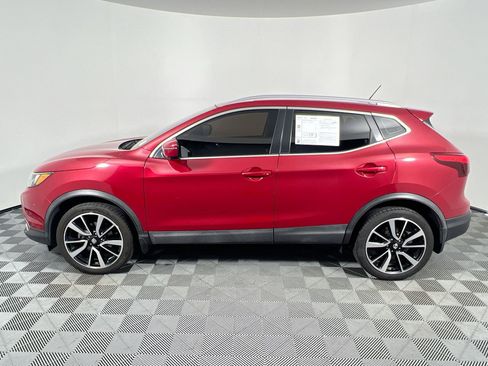 Used 2017 Nissan Rogue Sport SL image 6