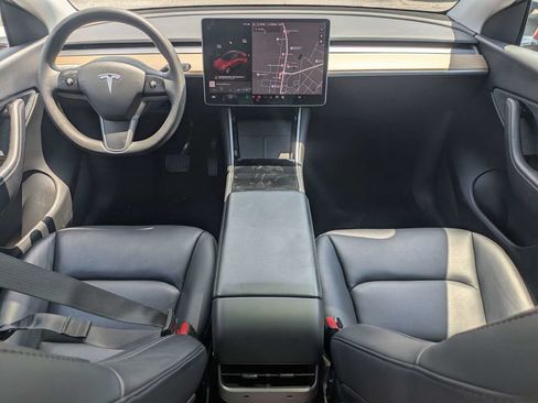Used 2021 Tesla Model Y Long Range AWD/4WD image 16