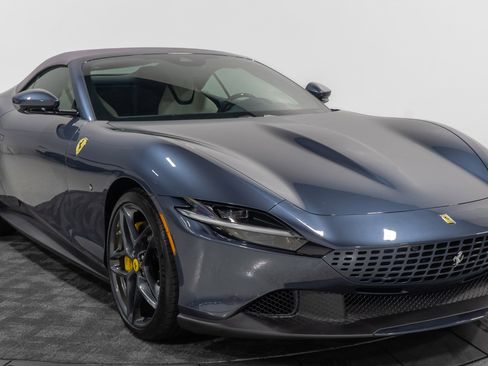 Used 2025 Ferrari Roma Spider image 21
