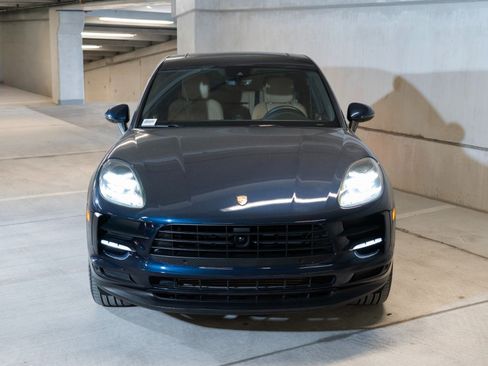 Certified 2020 Porsche Macan AWD/4WD image 6