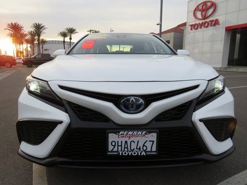 Certified 2023 Toyota Camry SE image 2