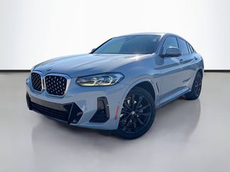 Used 2022 BMW X4 xDrive30i w/ M Sport Package 2 video 1