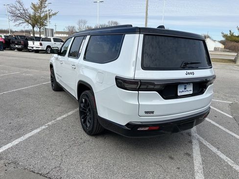 New 2026 Jeep Grand Wagoneer L Summit w/ Rear Seat Video Group I AWD/4WD image 26