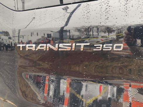 Used 2020 Ford Transit 350 XLT image 41