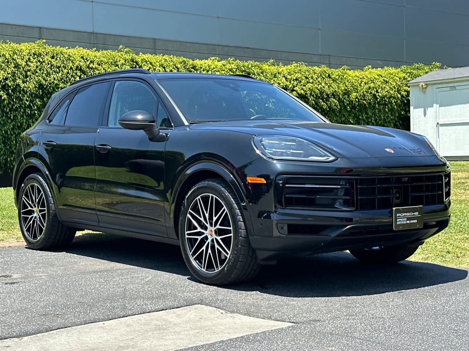 Certified 2026 Porsche Cayenne AWD/4WD image 10