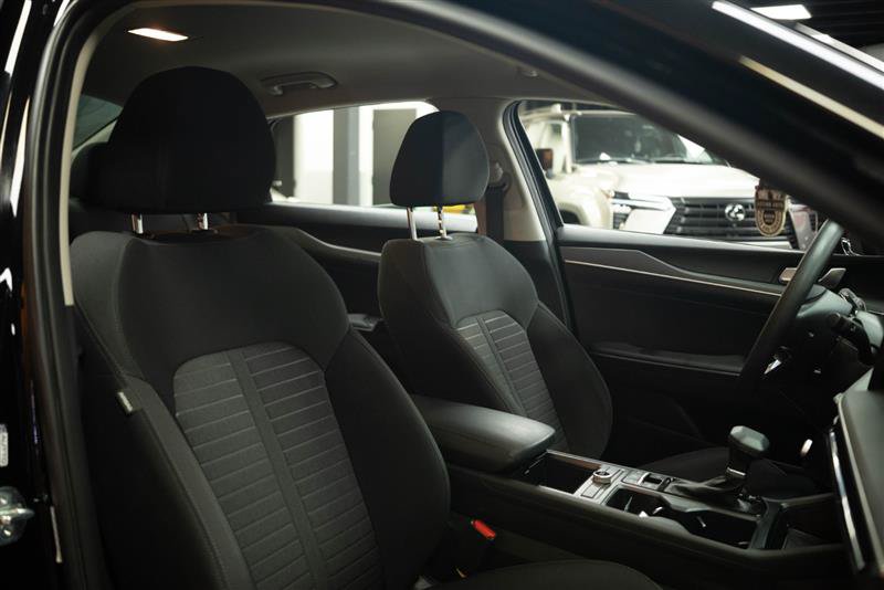 Used 2025 Kia K5 LXS FWD image 14