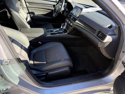Used 2020 Honda Accord Sport image 19