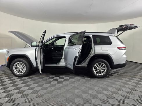 New 2026 Jeep Grand Cherokee L 4WD image 22