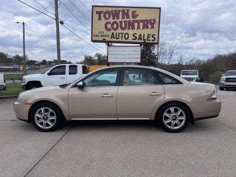 Used 2008 Mercury Sable Premier image 4