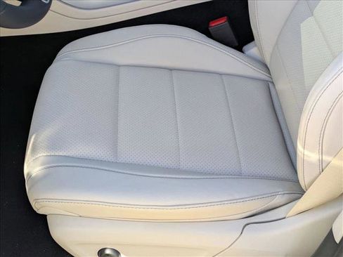 New 2026 Mercedes-Benz GLE 350 4MATIC image 4